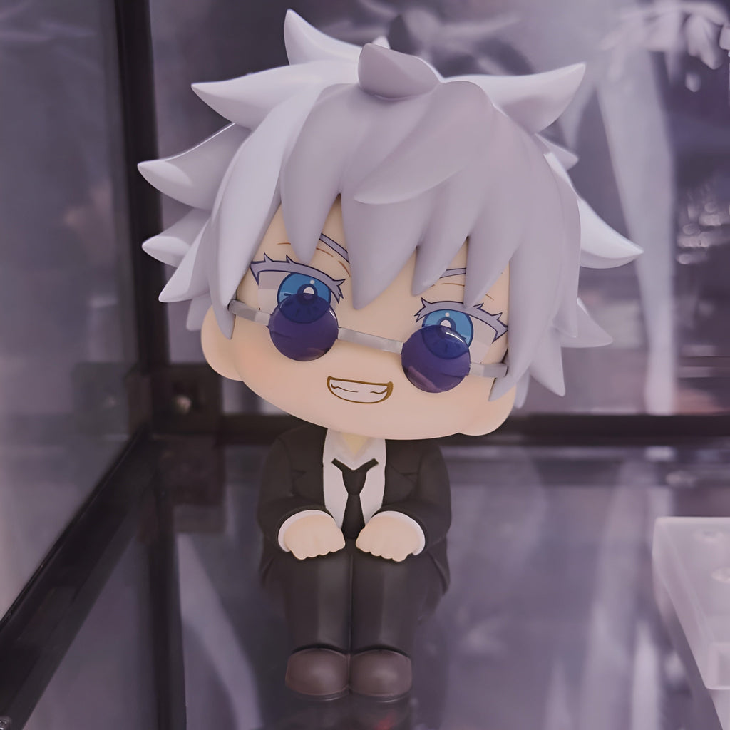 Jujutsu Kaisen Gojo Sitting With Glasses 10cm Figure