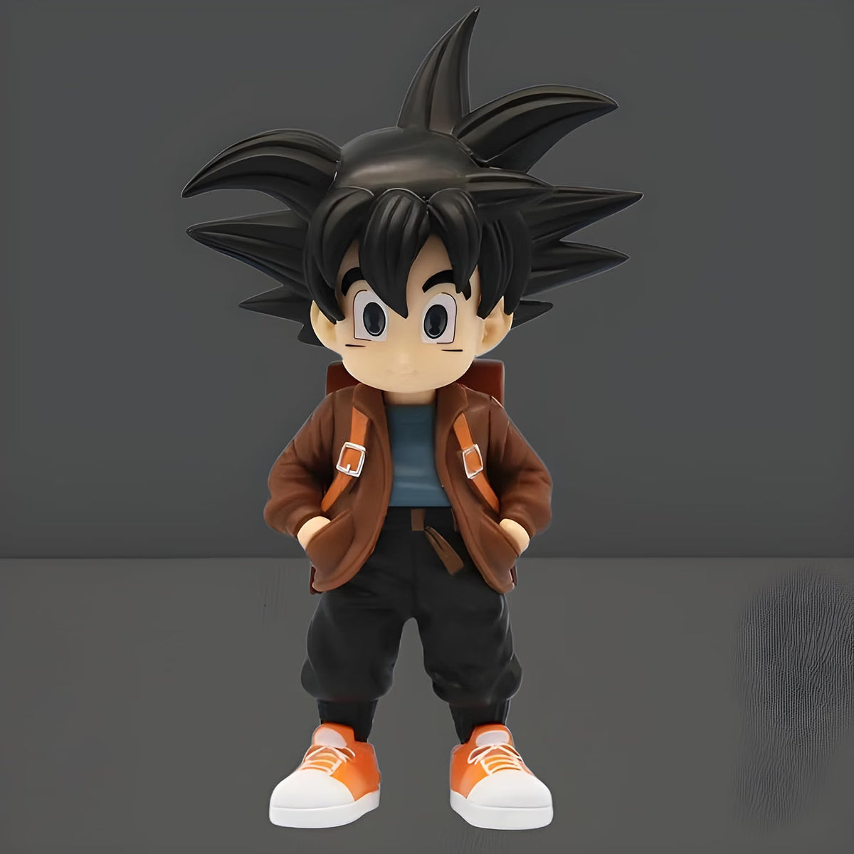 Goku Standing With Bag 15cm Figure