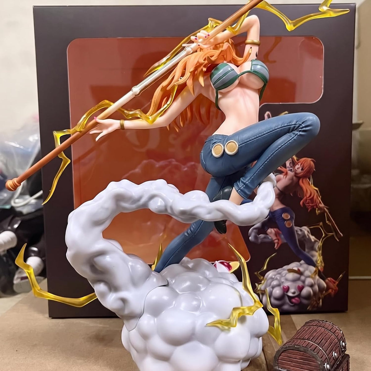 Nami 27 cm Standing Figure